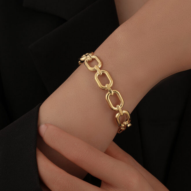 High Quality Hot Sale Ins Style Trend Classic Square Smooth Stainless Steel Gold Bangle for Women - Image 4