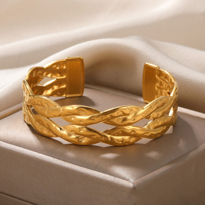 Brazalete dorado para mujer, grueso multicapa de alambre cruzado martillado, pulsera abierta hueca de moda ancha pulsera ajustable - Image 2