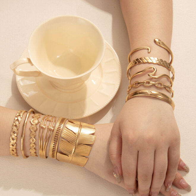 Chunky Gold Cuff Bracelet Set Modern Geometric Designs Open Bangle Collection Adjustable Size Stylish Wrist Accessories - Image 5