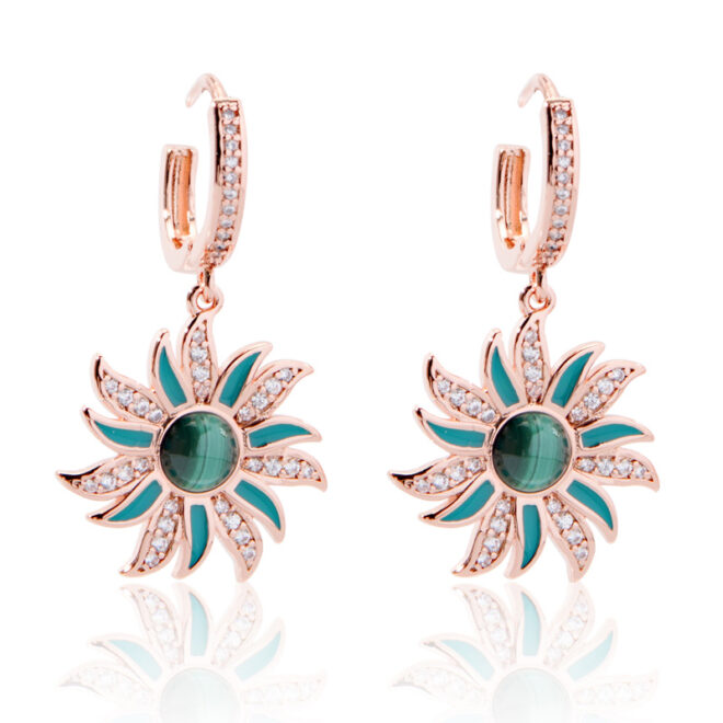 4.24g Vintage-Inspired Star Pendant Earrings – 925 Sterling Silver with Shiny Zircon & Gold Finish