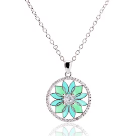 2.1g 925 sterling silver Green Leaf Zircon pendant necklace